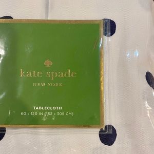 🚫SOLD🚫Kate Spade Polka Dot Tablecloth MSRP $55